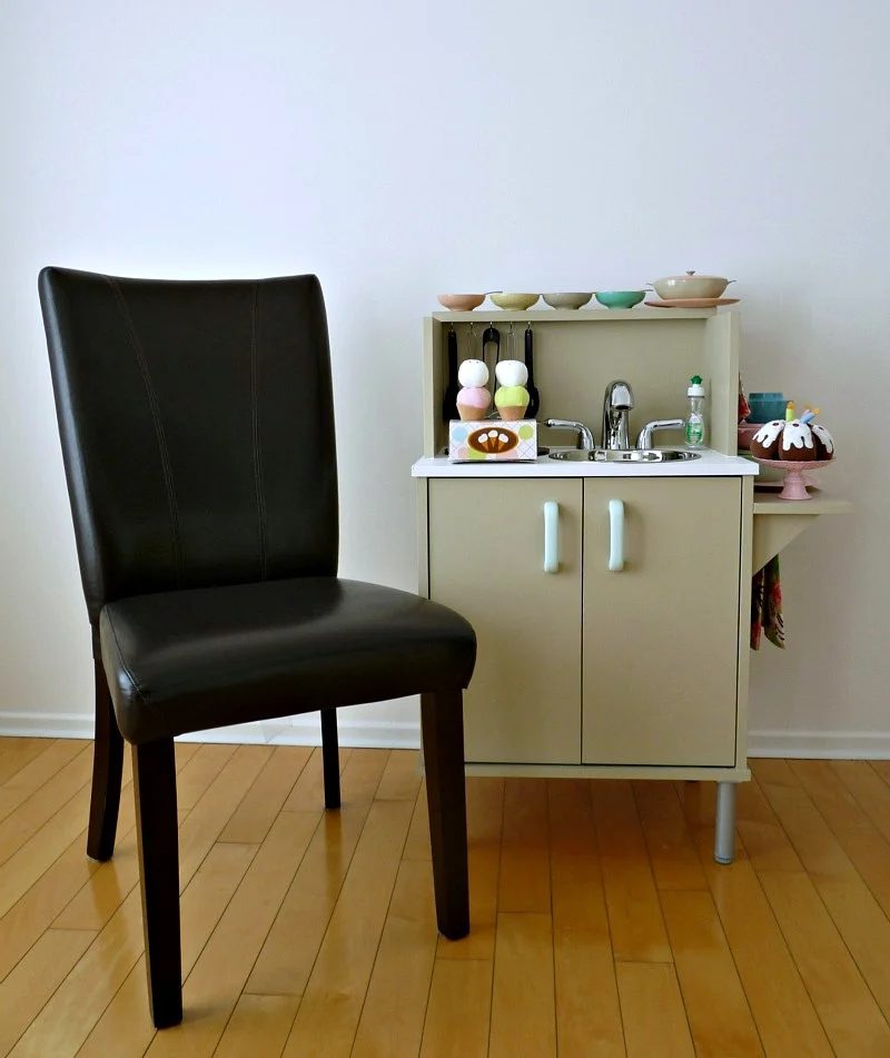 Play Kitchen From Microwave Stand (26)