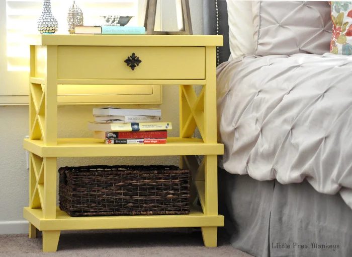 Plywood is a great material for building furniture. Get inspired with one of these 25+ strong plywood furniture Handmade Projects featured on Bekob.com