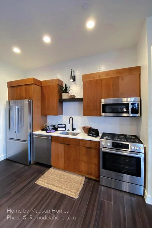 Modern Wood Small One Wall Kitchen Layout Kitchenette Studio Apartment, Bekob SG21 H02