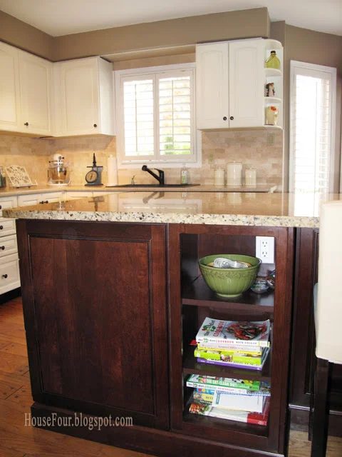 kitchen island with bookshelves via Bekob