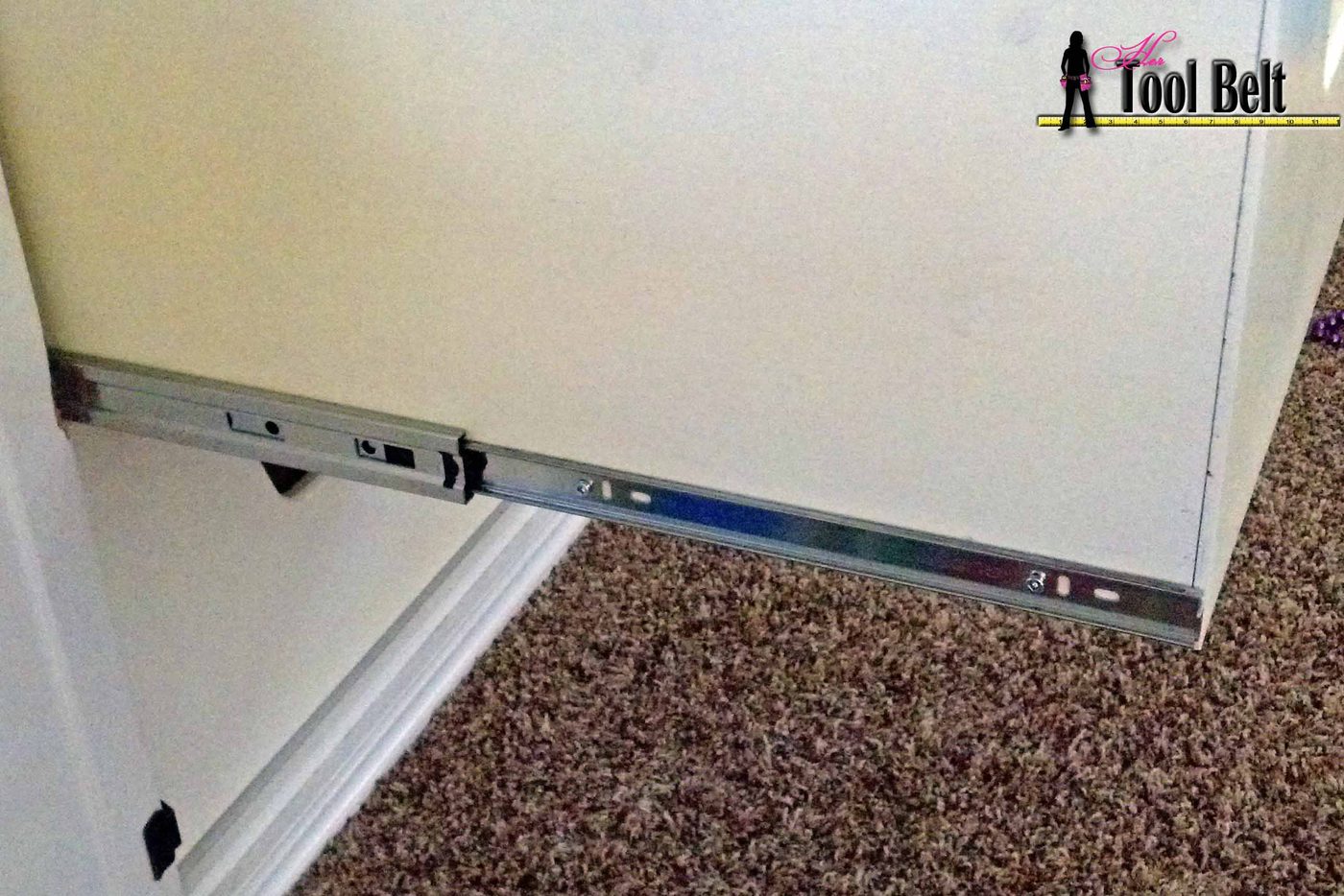 media center building plans - finishing and drawer slides, Her Tool Belt on Bekob