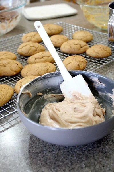 Pumpkin Spice Whoopie Pies