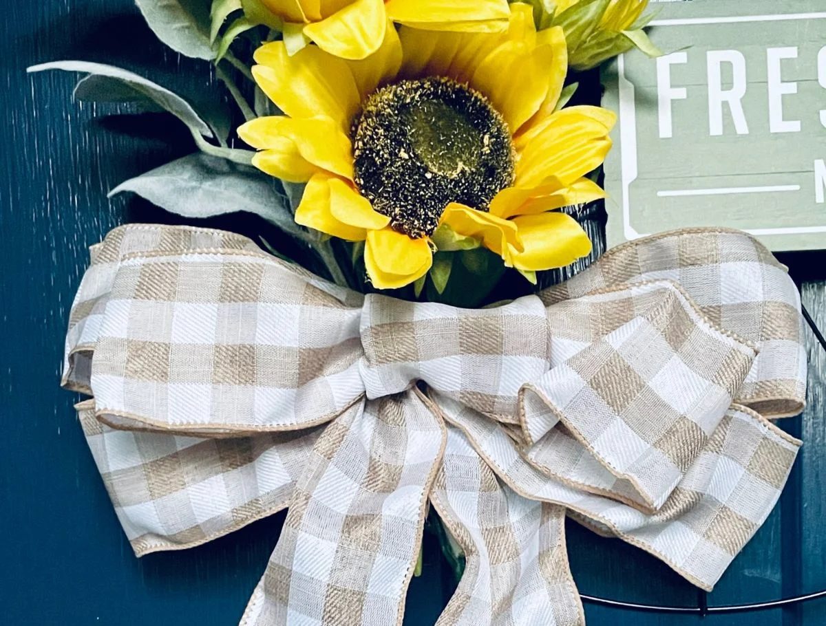 Quick And straightforward Dollar Tree Flower Door Wreath walkthrough, Bekob