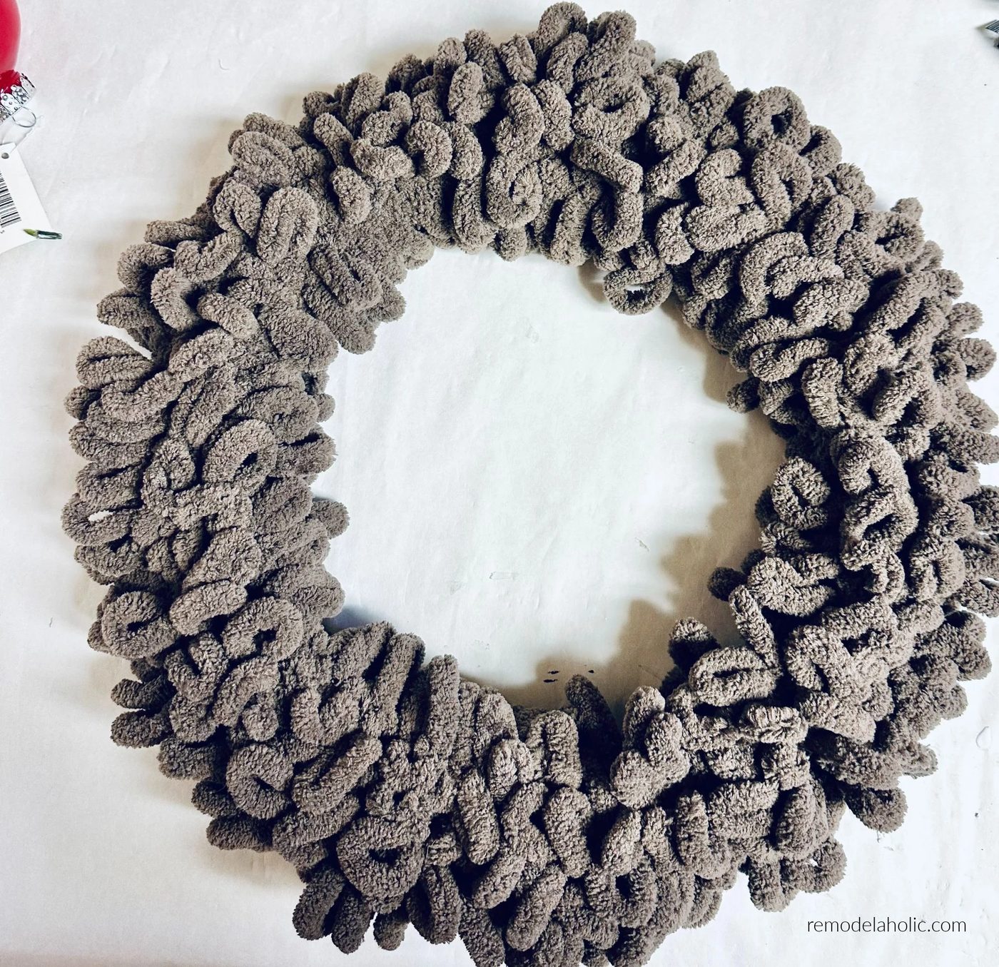 Diy Rudolph The Red Nosed Reindeer Wreath From Dollar Tree Wreath And Loop Yarn, Bekob