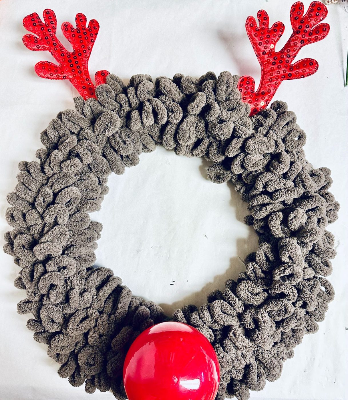 Diy Rudolph The Red Nosed Reindeer Wreath From Dollar Tree, Bekob (11)