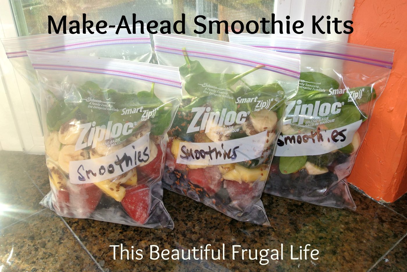 Make-ahead fruit and veggie smoothie kit