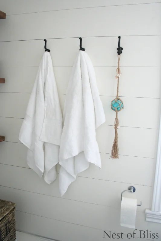 straightforward Handmade Wall Decor options Diy Planked Walls