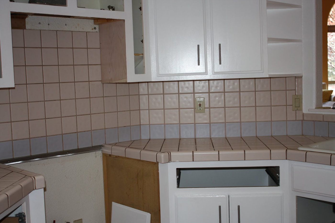 3 Kitchen Remodel With Handmade Concrete Countertops, By Design Stocker Featured On @Bekob