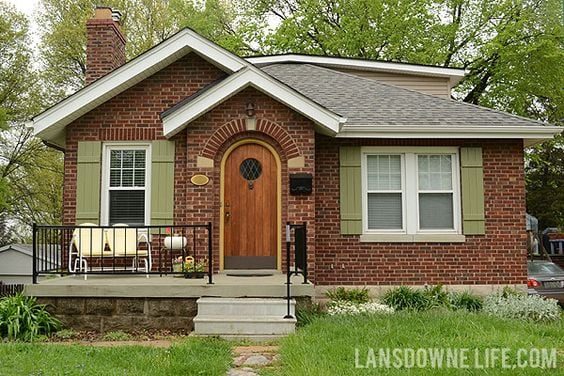 Plain to Pretty Curb Appeal Inspiration | Adding a Porch and Shutters #Bekob #curbappeal #virtualmakeover
