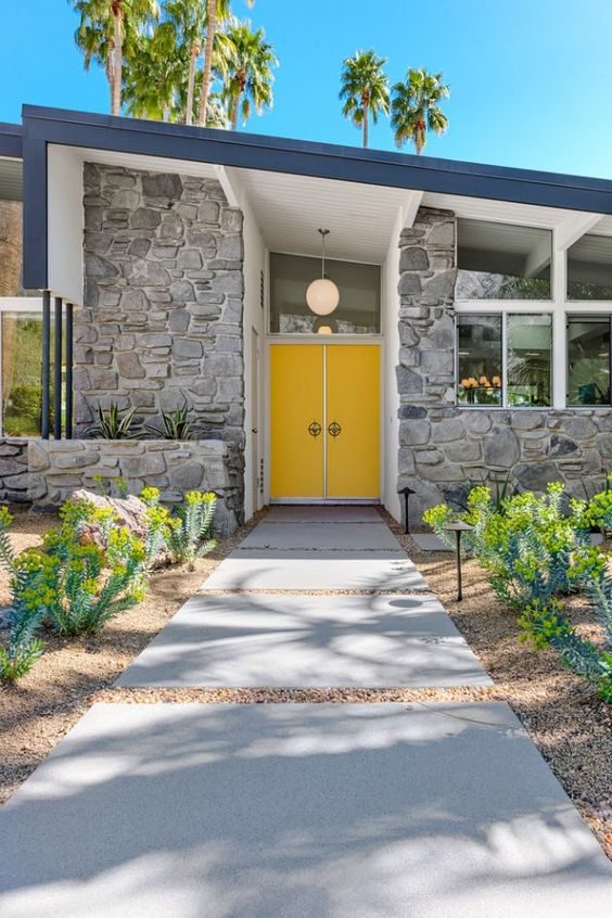 Mid-Century Modern Curb Appeal Home Inspiration