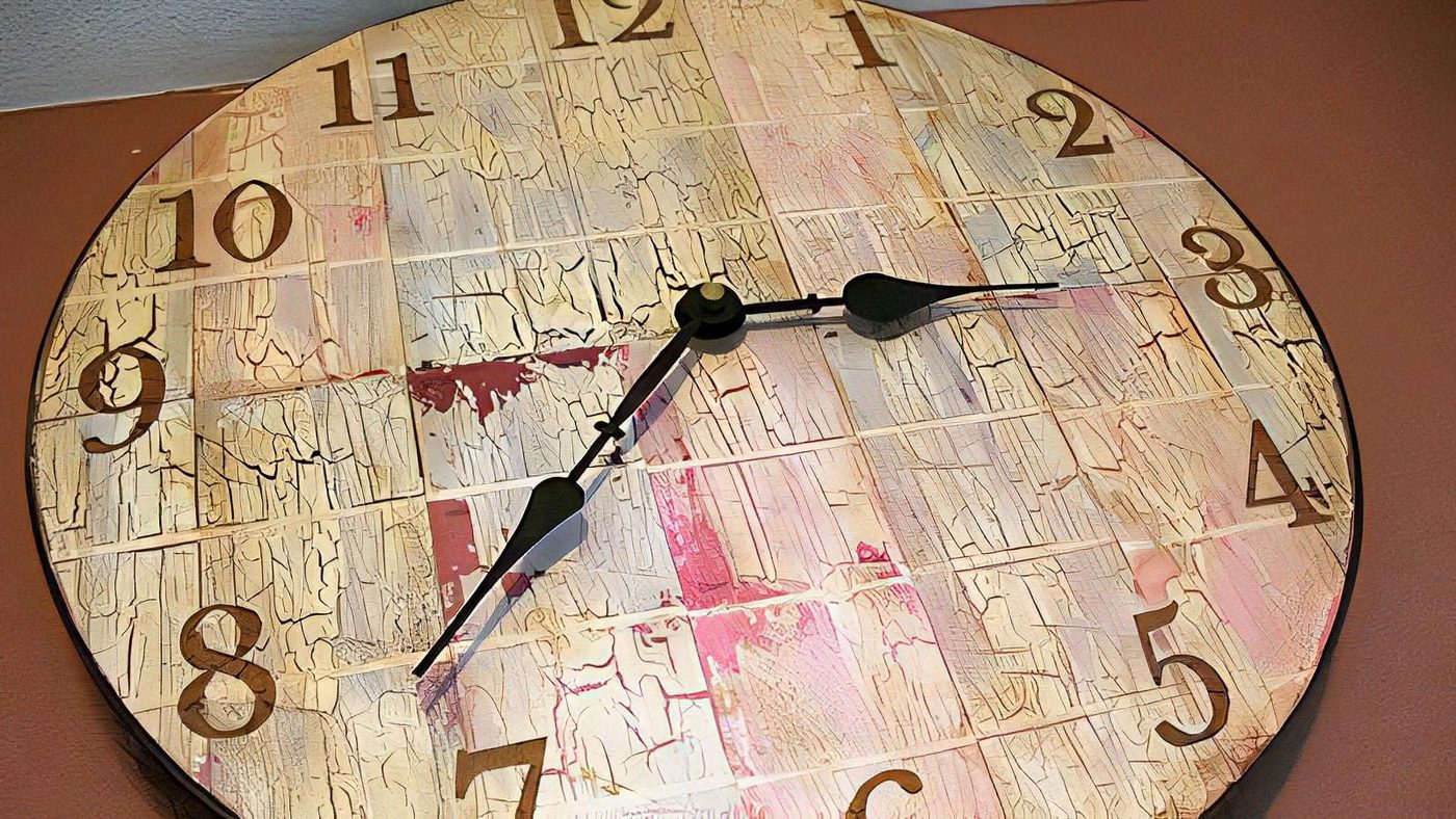3 Decopage Clock 061159