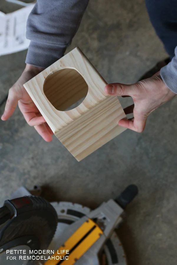 Make this industrial modern, apartment friendly Handmade wall sconce with the simplest of materials!