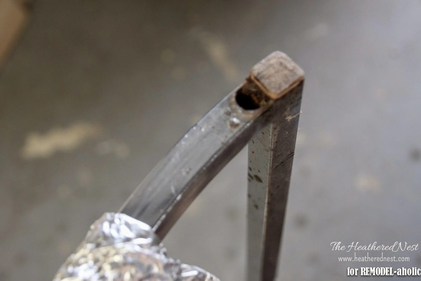 How to repair and refinish a rusty chrome 03 by The Heathered Nest featured on @Bekob