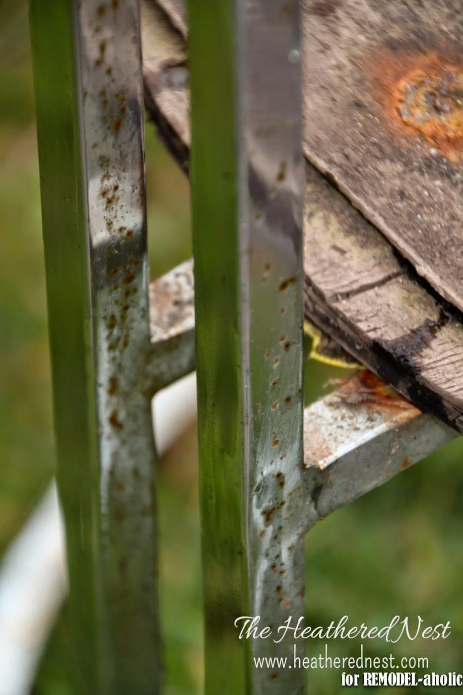 How to repair rusty chrome by The Heathered Nest featured on @Bekob