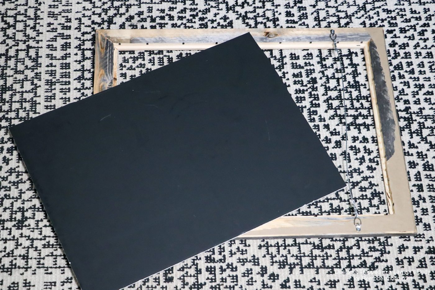 Love these reusable faux chalkboard signs! They are well fitted for anyone who struggles with hand lettering!