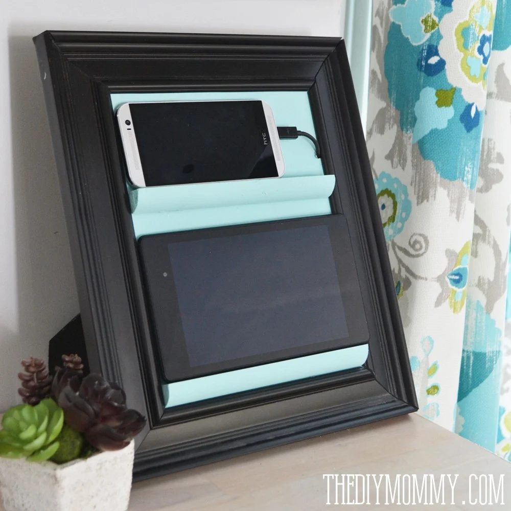 handmade charging station frame tablet holder from the handmade mommy on Bekob