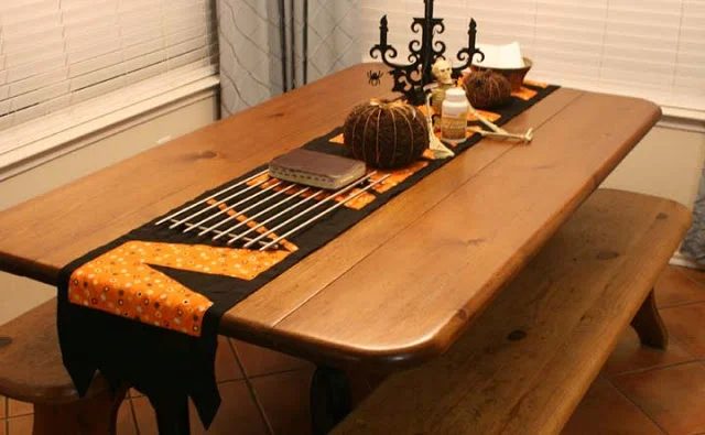 Run For Your Lives! Table Runner