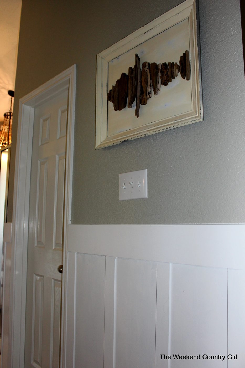 Bathroom Makeover with Board and Batten by The Weekend Country Girl featured on @Bekob