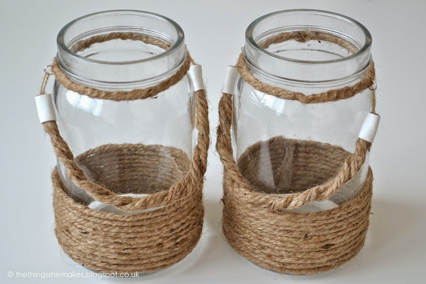 Rustic decor is low-cost, readily available and straightforward to create. look at these Handmade straightforward rustic decor options! 28 straightforward Rustic Decor options You'