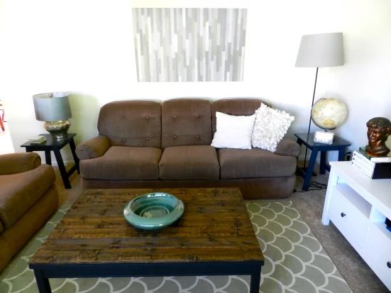 Rustic decor is low-cost, readily available and straightforward to create. look at these Handmade straightforward rustic decor options! 28 straightforward Rustic Decor options You'