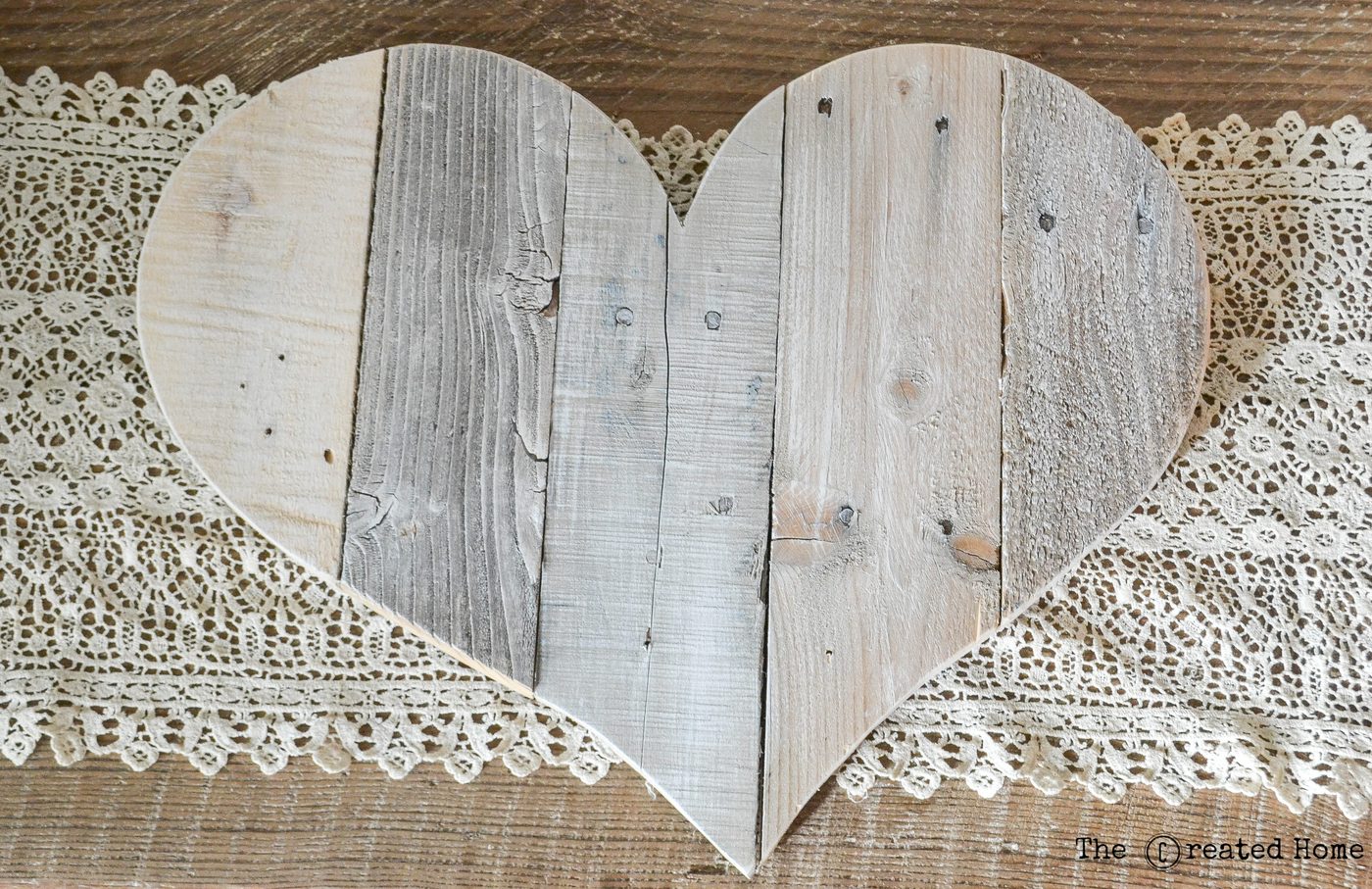 Diy Rustic Pallet Hearts walkthrough, The Created Home On @Bekob (5)