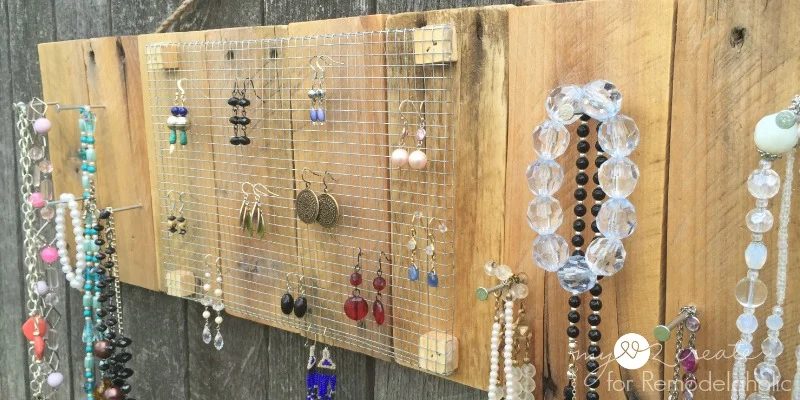 Rustic Pallet Jewelry Holder