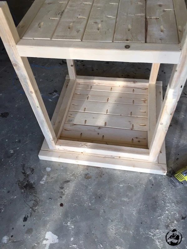 Handmade direct Square Side Table Plans - Step 10