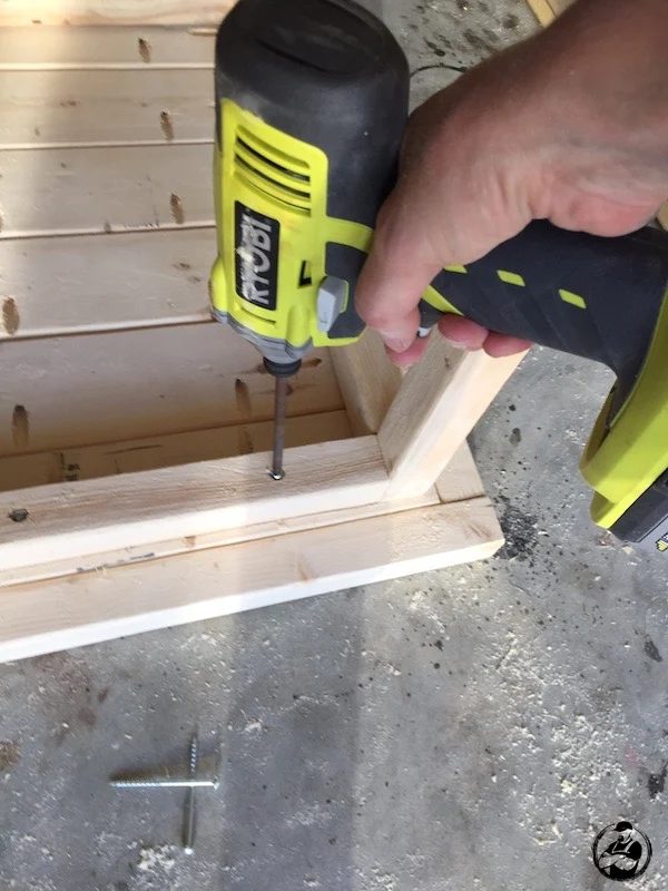 Handmade direct Square Side Table Plans - Step 11