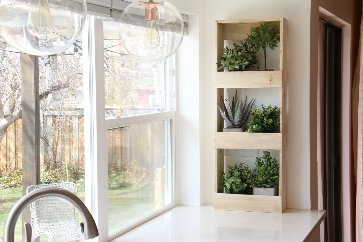 Rustic Wood Wall Bins – straightforward first-time Build