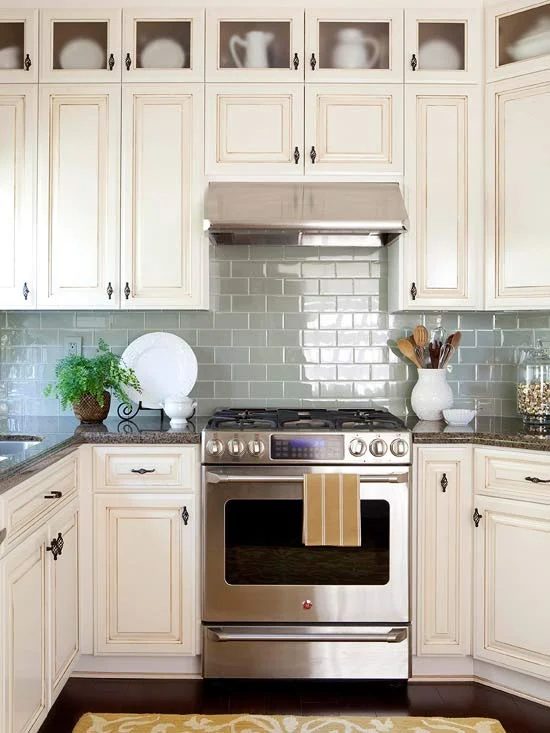 Sage Green: 6 Ways to Decorate Your Home with Pinterest’s 2018 “New Neutral” Color Trend