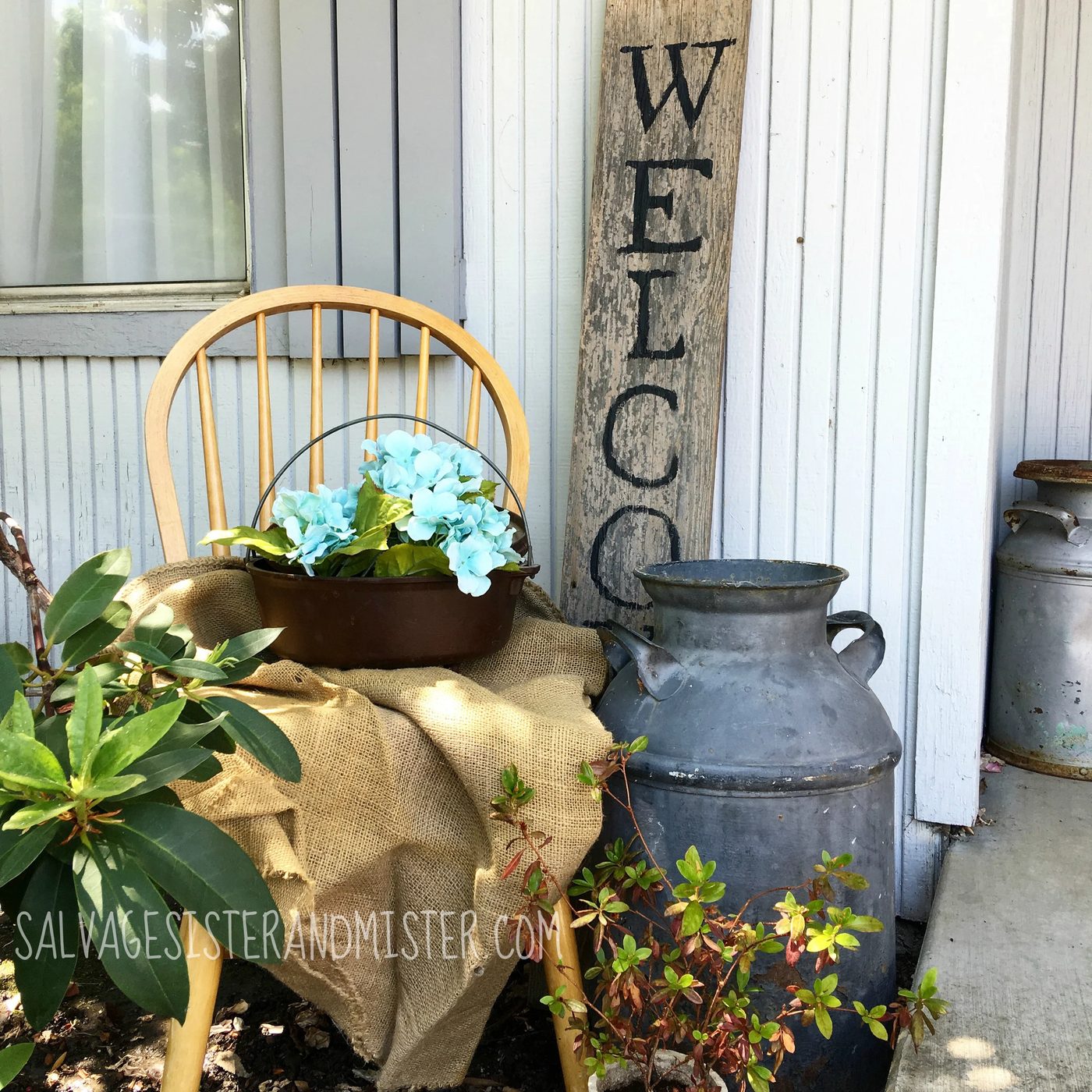 Salvaged wood projects by Salvage Sister and Mister featured on @Bekob