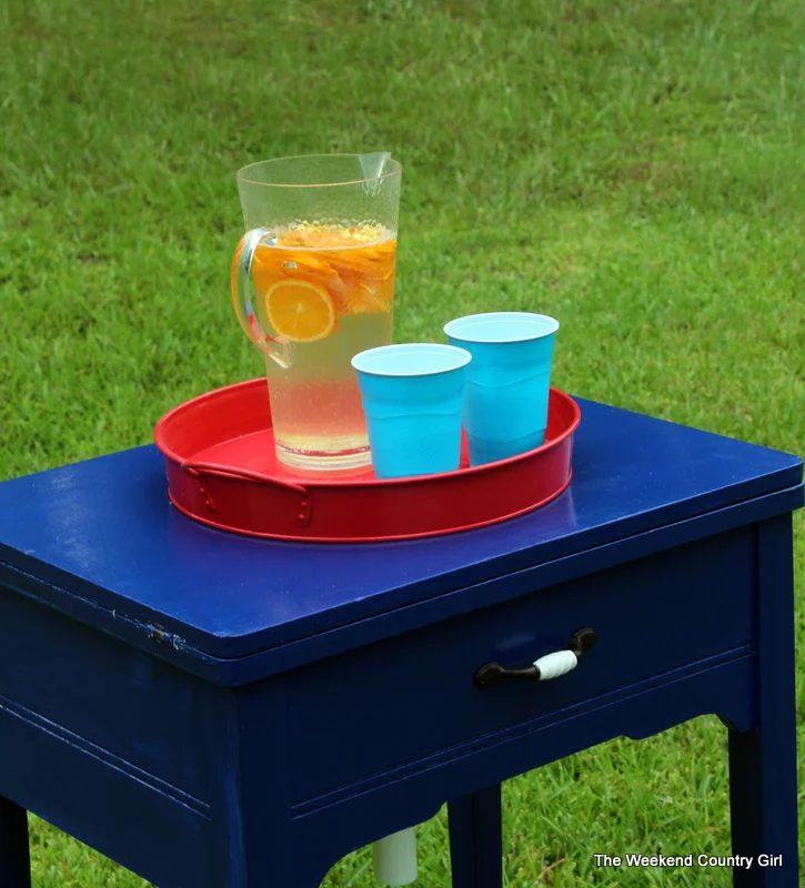 blue drink cooler sewing table closed, The Weekend Country Girl featured on Bekob