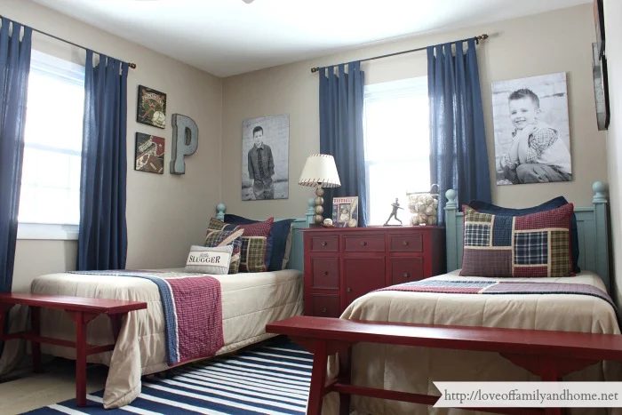 No matter the age or gender, having kids share a bedroom can be challenging. Here are 25 solid options to create the well fitted shared bedroom! 25 Stellar Shared Bedrooms for Kids