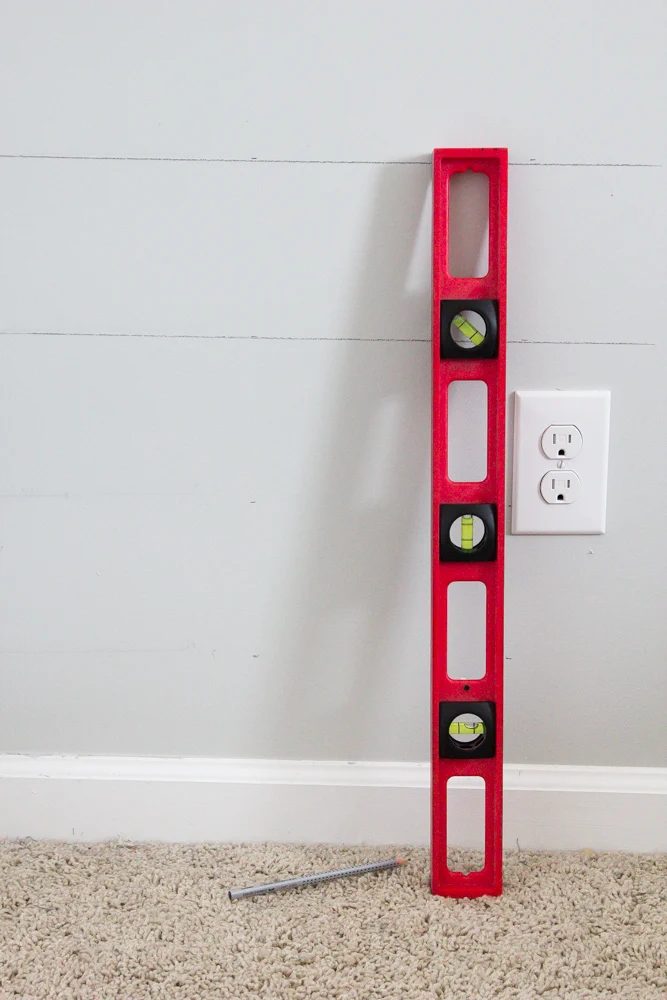 How to Shiplap a Wall for Free | Bless'er House for Bekob.com - A quick and straightforward walkthrough on how to shiplap a wall for free using just two standard toolbox items. No