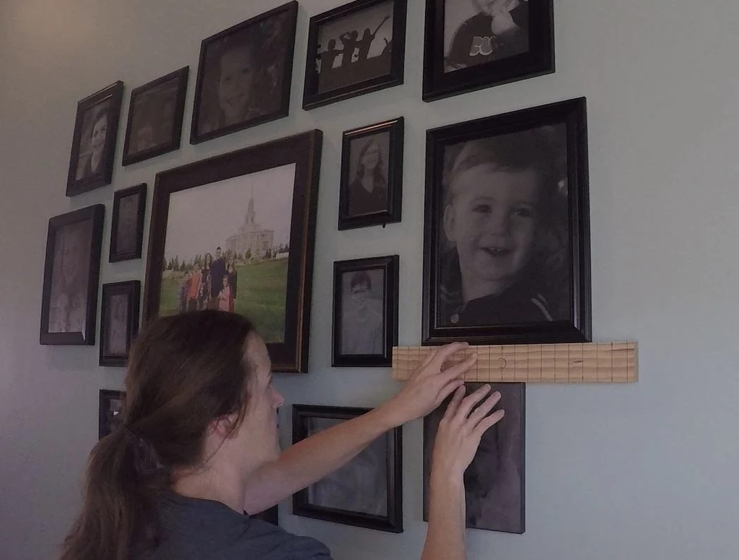 The Simplest Trick to Hang a Gallery Wall