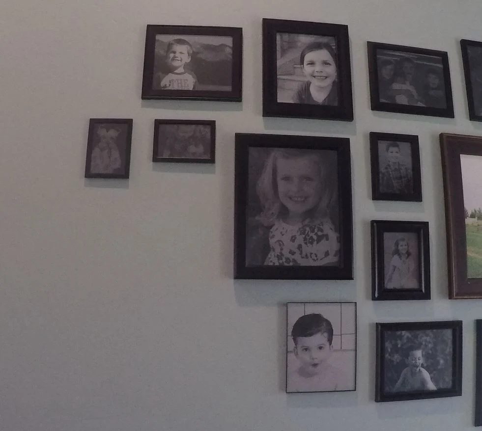 Bekob Gallery Wall Simplified (43)