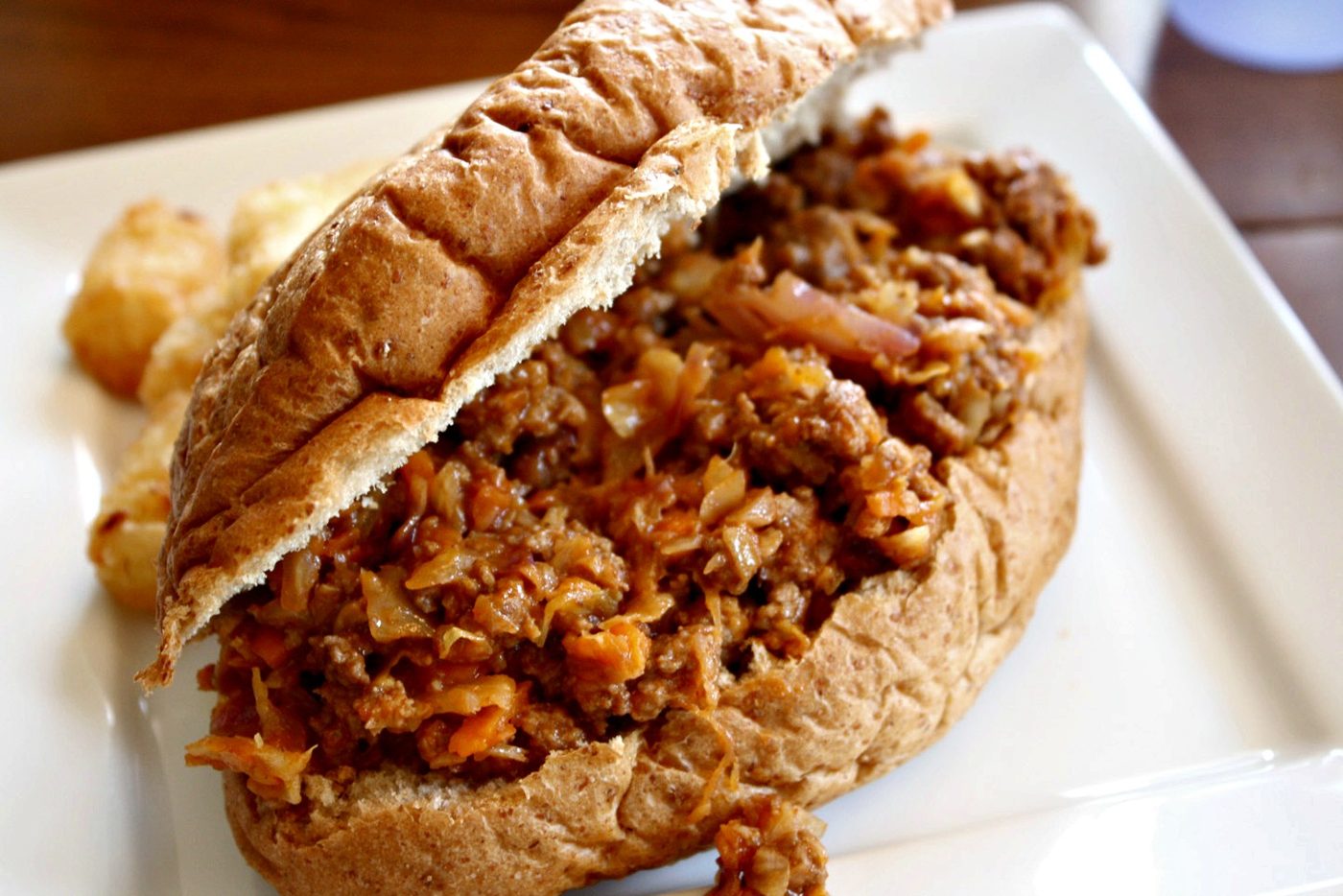 Sloppy Cabbage Joes | FOODIEaholic.com #recipe #cooking #dinner #fast #straightforward #sloppyjoes #cabbage #vegetables #healthy