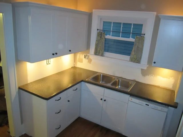small kitchen remodel, laminate countertop