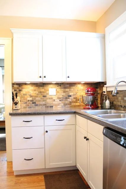 Small Kitchen Remodel with Slate Tile Backsplash | featured at Bekob.com #smallkitchen #remodel #backsplash @Bekob