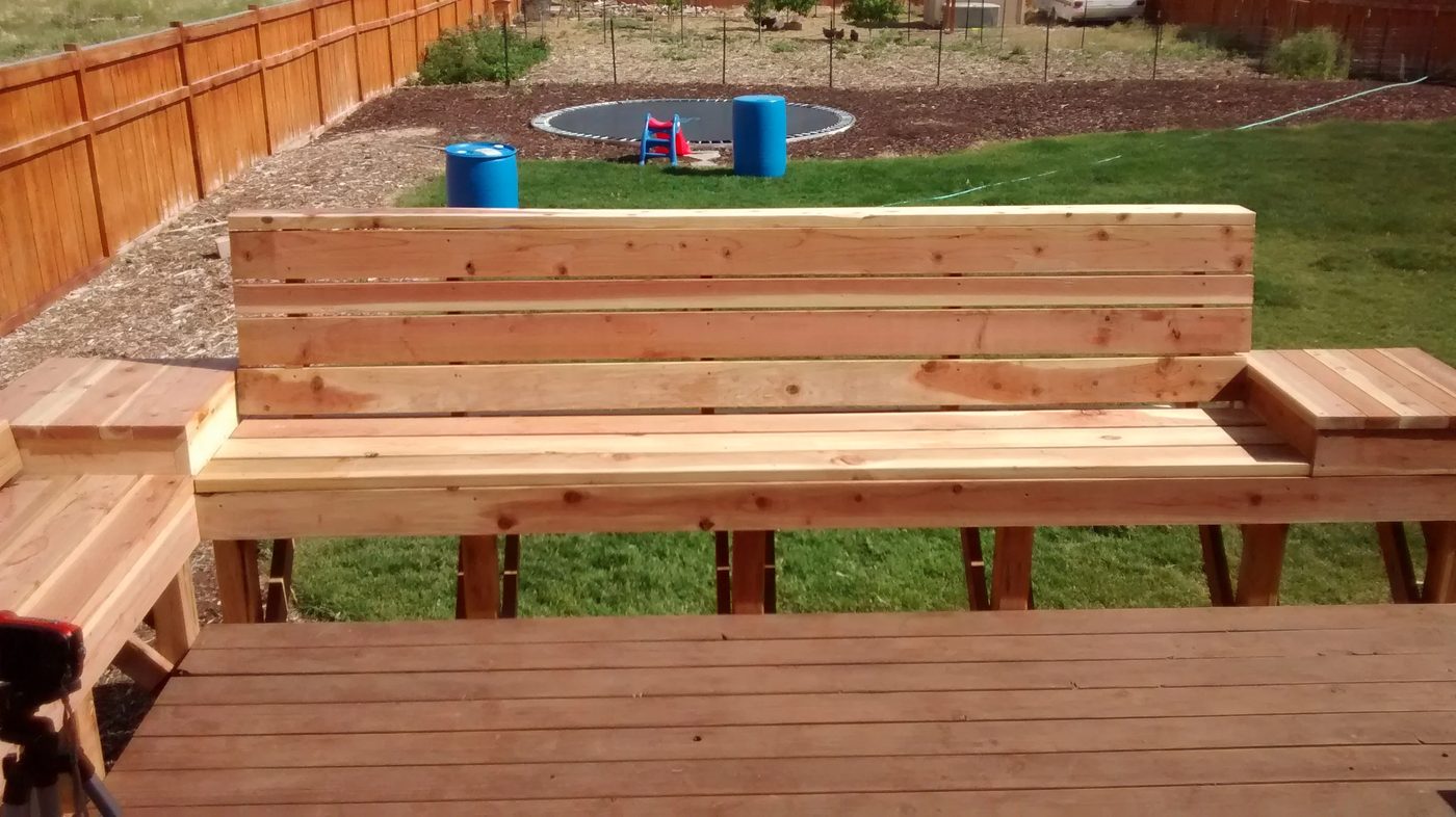 Building Plan and walkthrough: Space-Saving Built-in Deck Benches and Tables @Bekob