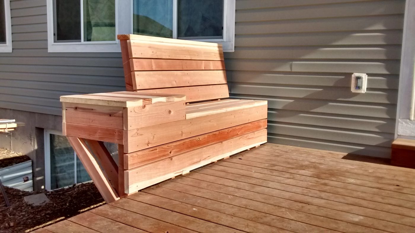 Building Plan and walkthrough: Space-Saving Built-in Deck Benches and Tables @Bekob