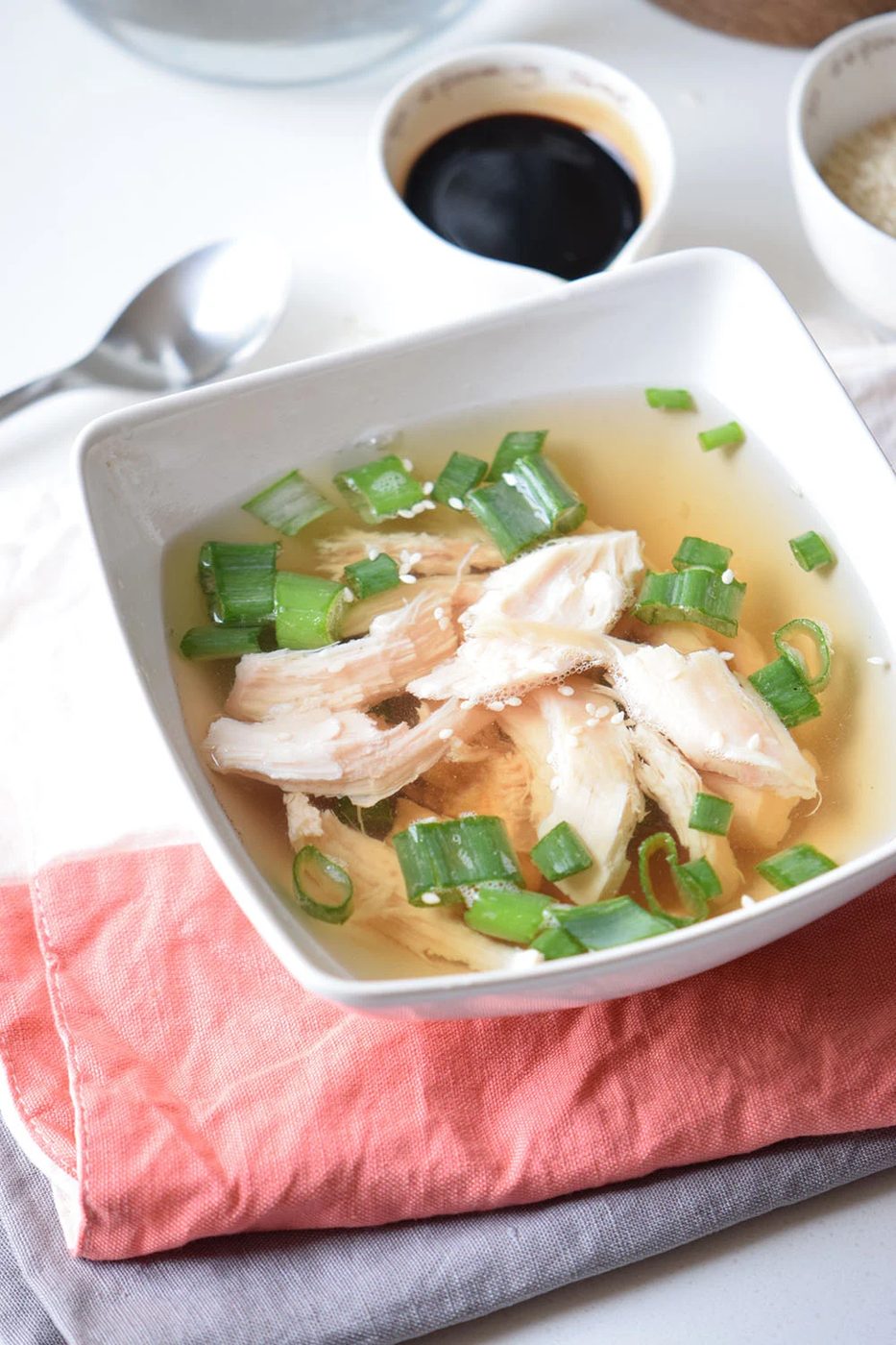 Looking for a direct and unique soup to serve for dinner? this light and yummy soup is well fitted for cool nights. Spicy Korean Soup Recipe on Bekob.com