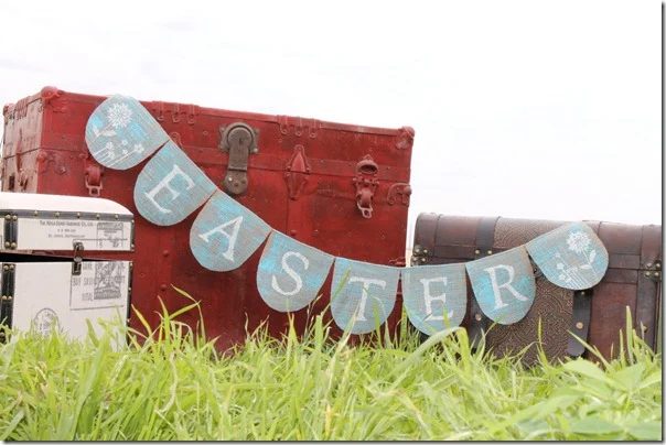 Easter-banner-scalloped-burlap-bunting