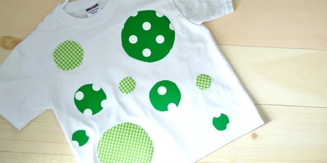 straightforward St. Patrick’s Day No Sew Holiday Shirt