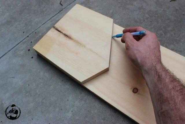 Handmade Root Vegetable Countertop Stackable Storage Bin - Step 3 - Trace angled bin sides