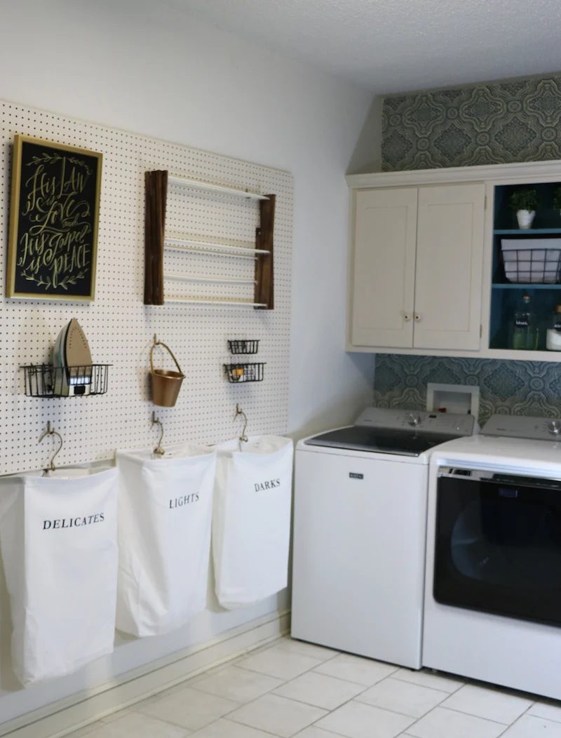 Laundry Room Peg Board walkthrough