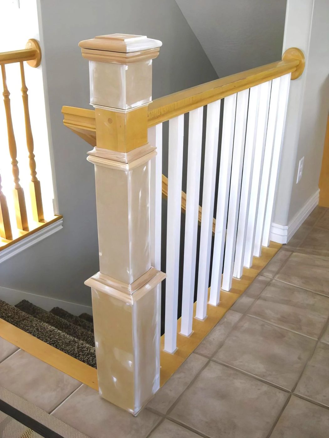 19 Diy Stair Banister Refacing And Renovation TDA Decorating And Design Featured On @Bekob 600x800 115649