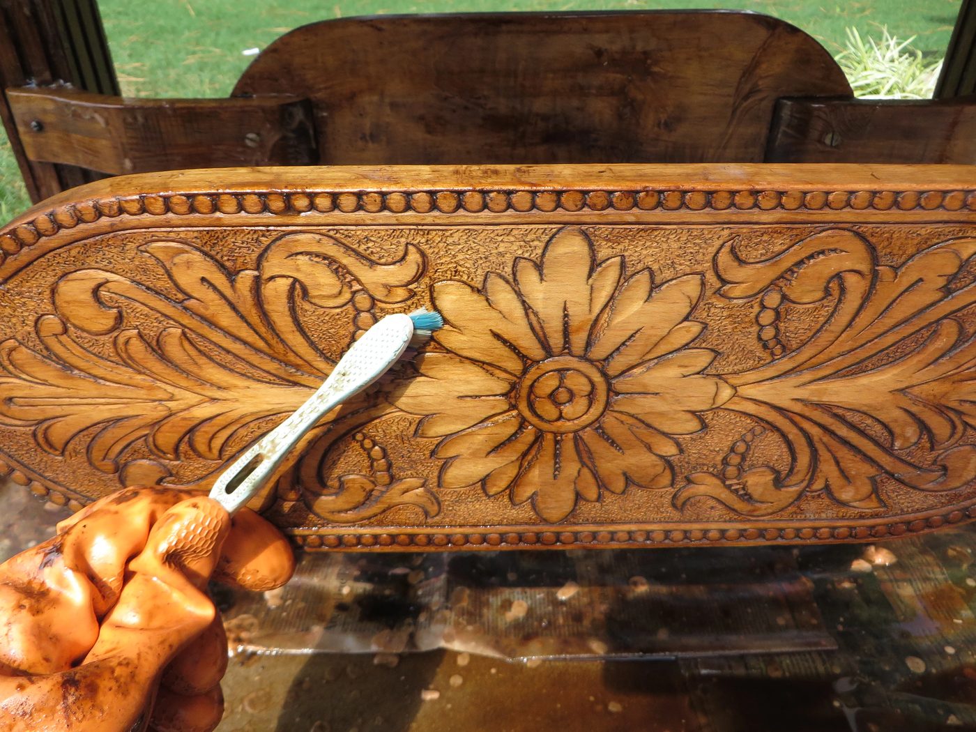 how to refinish ornate wood furniture by Beckwiths Treasures on Bekob