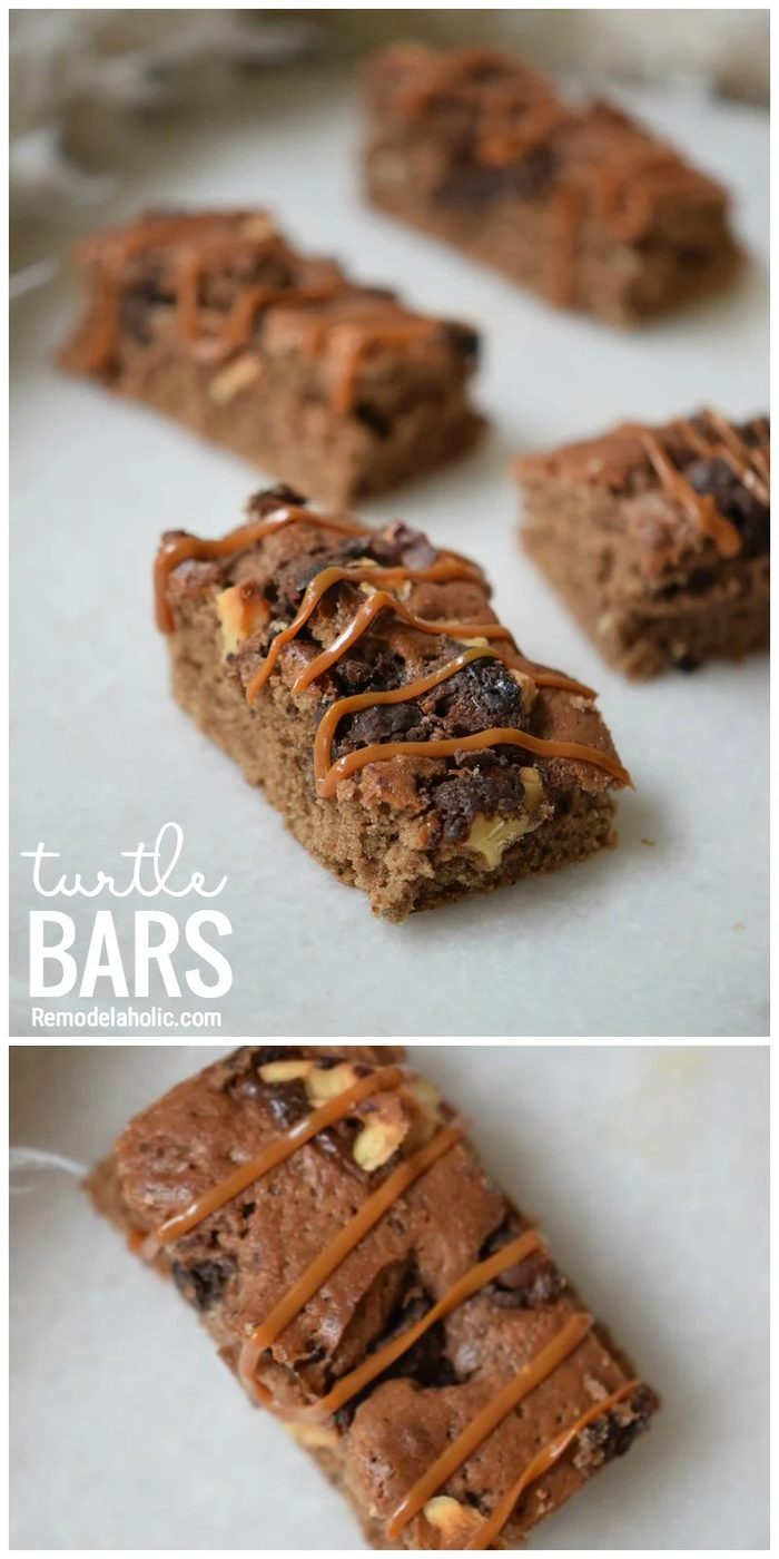 Looking for a delicious dessert to try? This combination of chocolate, caramel, and more makes this Turtle Bars at Bekob.com
