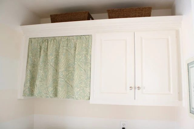 Striped Wall Laundry Room